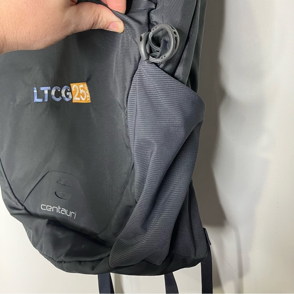 Osprey Centauri backpack with embroidery dark gray - Picture 4 of 9